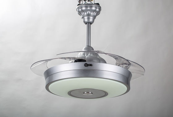 la fan de techo de lujo de 6000K 3600lm enciende la fan de techo plegable de plata con las cuchillas de la salida del estallido