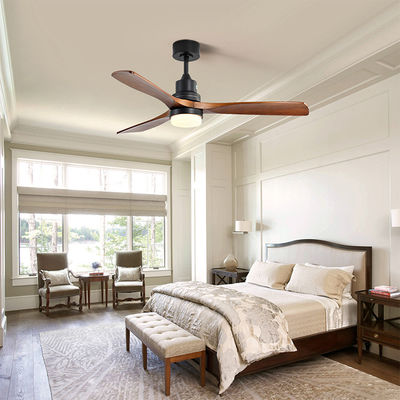 Fan moderna de la refrigeración por aire de la sala de estar de las cuchillas de madera de 220VDC 65W 3 con la luz no dude en a entrar en contacto con