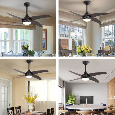 ahorro de la energía de la lámpara de la fan de techo de la cuchilla del metal de la madera contrachapada del hierro de 3000-5000K 50000Hour